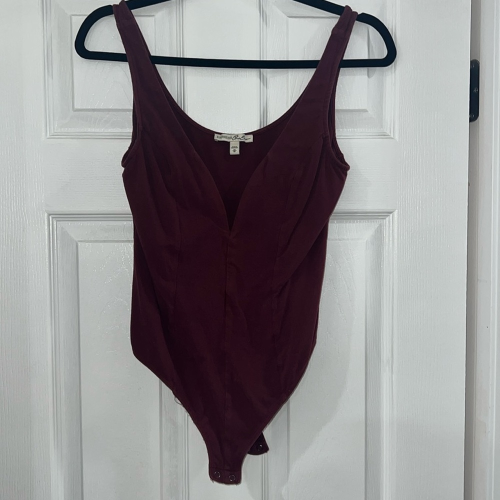 3/$30✨ Express low cut thong body suit